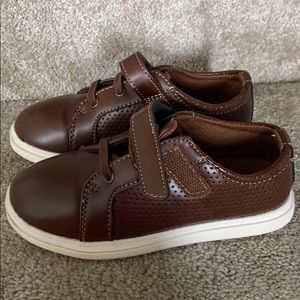 Brown toddler shoes